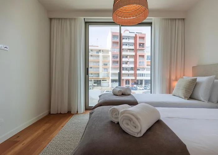 شقة Cond Bayline - Pota - Pool - Gym - - By Bedzy *