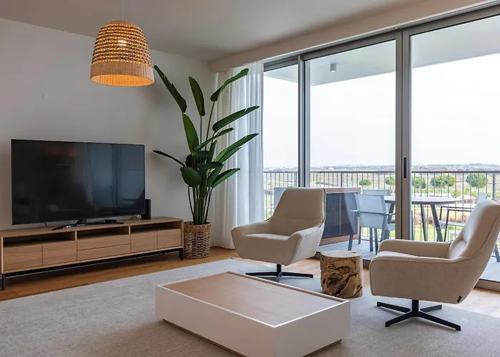 Cond Bayline - Pota - Pool - Gym - - By Bedzy Apartment