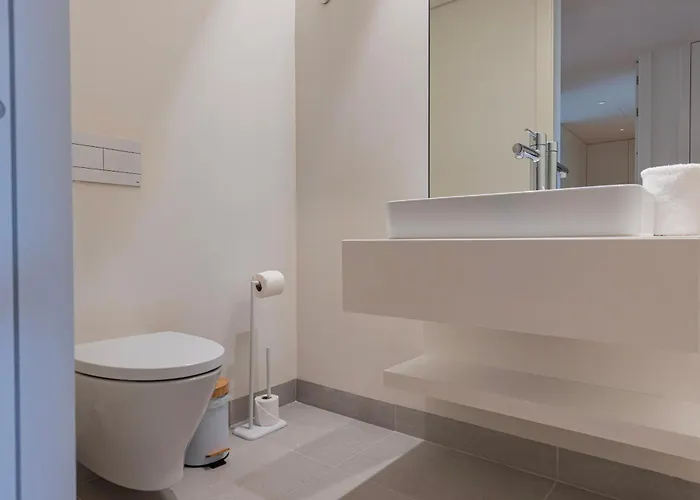 Cond Bayline - Pota - Pool - Gym - - By Bedzy Apartman *